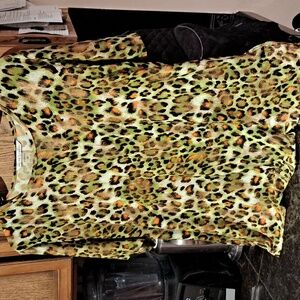 Peter Nygard 3X animal print top